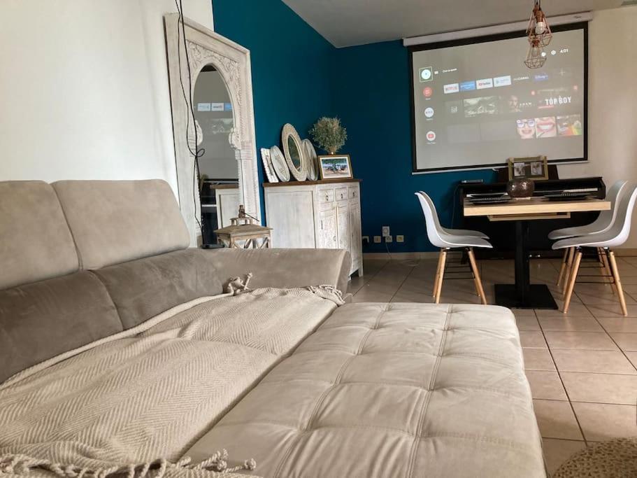 Terre Sainte : Charmant Appart 5 Min De La Plage Apartment Exterior foto